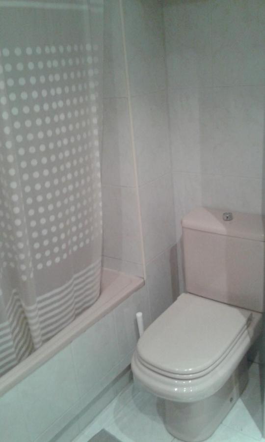 Habitacion Mv Madrid Bagian luar foto